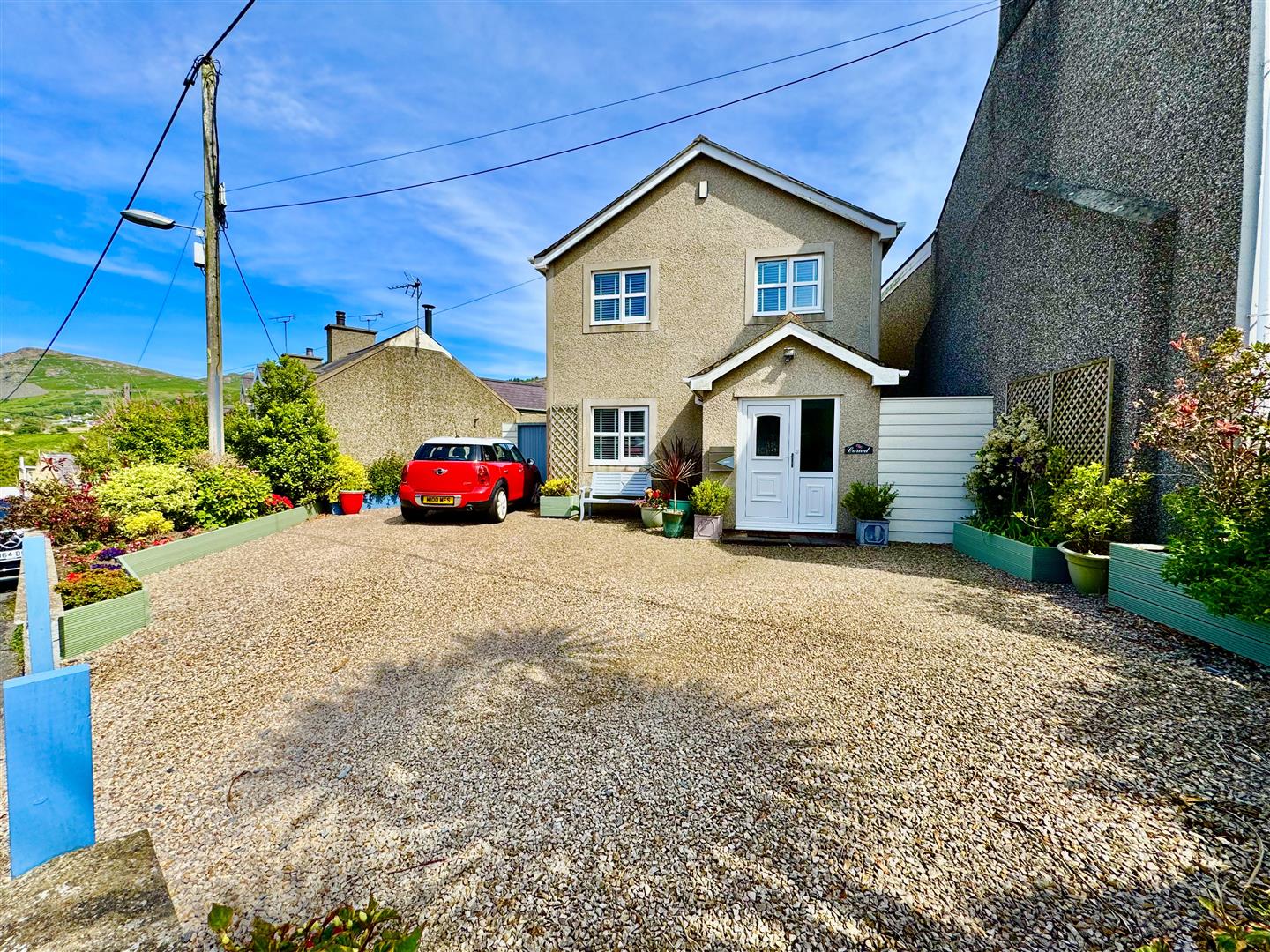 Y Maes, Nefyn, Pwllheli